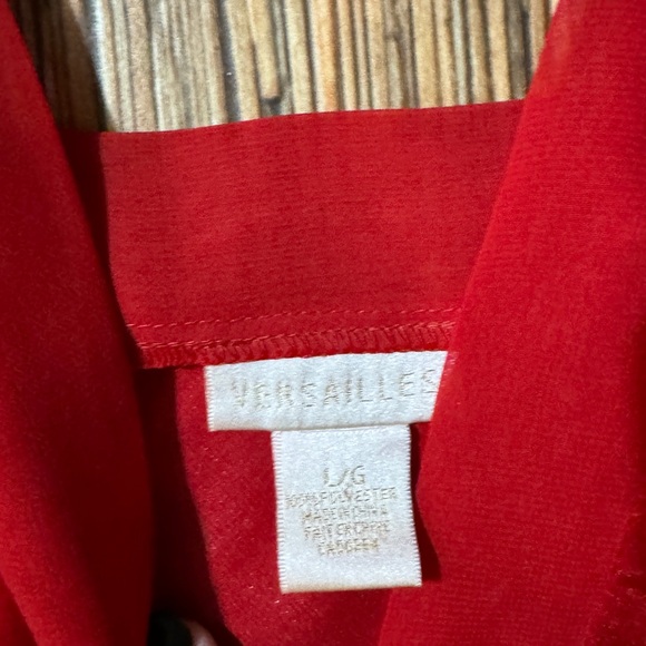 Red satin tank - Picture 2 of 2